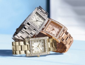 GUESS TRIO