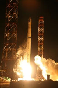 שיגור הלוויין "עמוס 4"